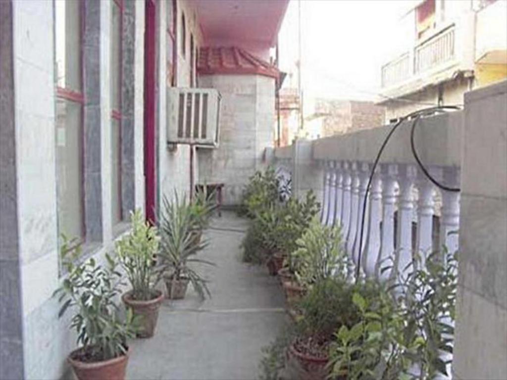 Hotel Raj Agra  Bagian luar foto